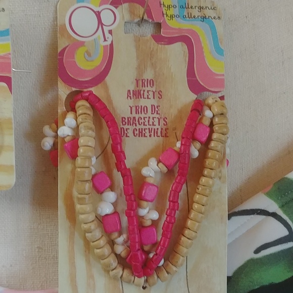 NWT OP Trio of Anklets and Trio of Wood Bead Earrings Boho - Picture 4 of 6